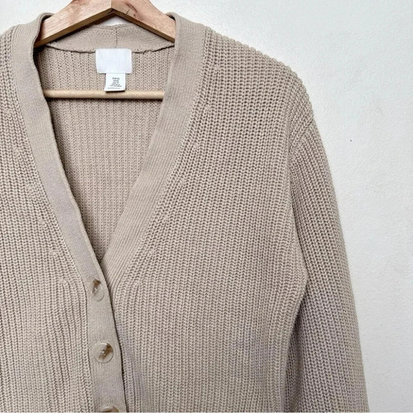 H&M Womens Xsmall Beige Ribbed Knit Cardigan - Picture 4 of 13